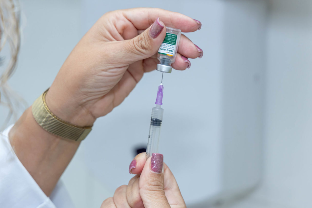 Jundiaí suspende vacina da dengue