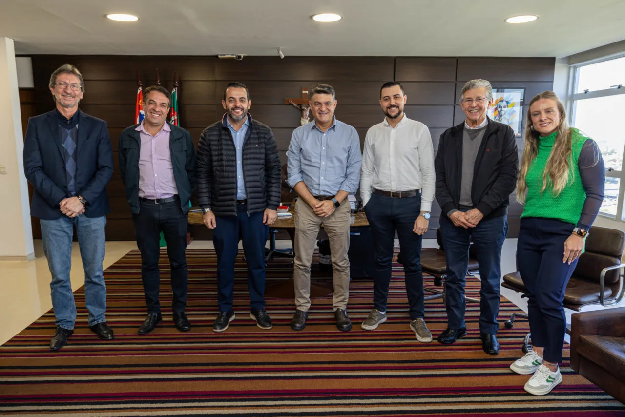 Jundiaí amplia parceria que gera 180 empregos