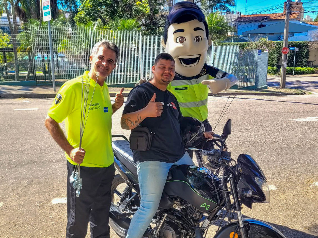 Ação no Dia do Motociclista orienta sobre condução mais segura