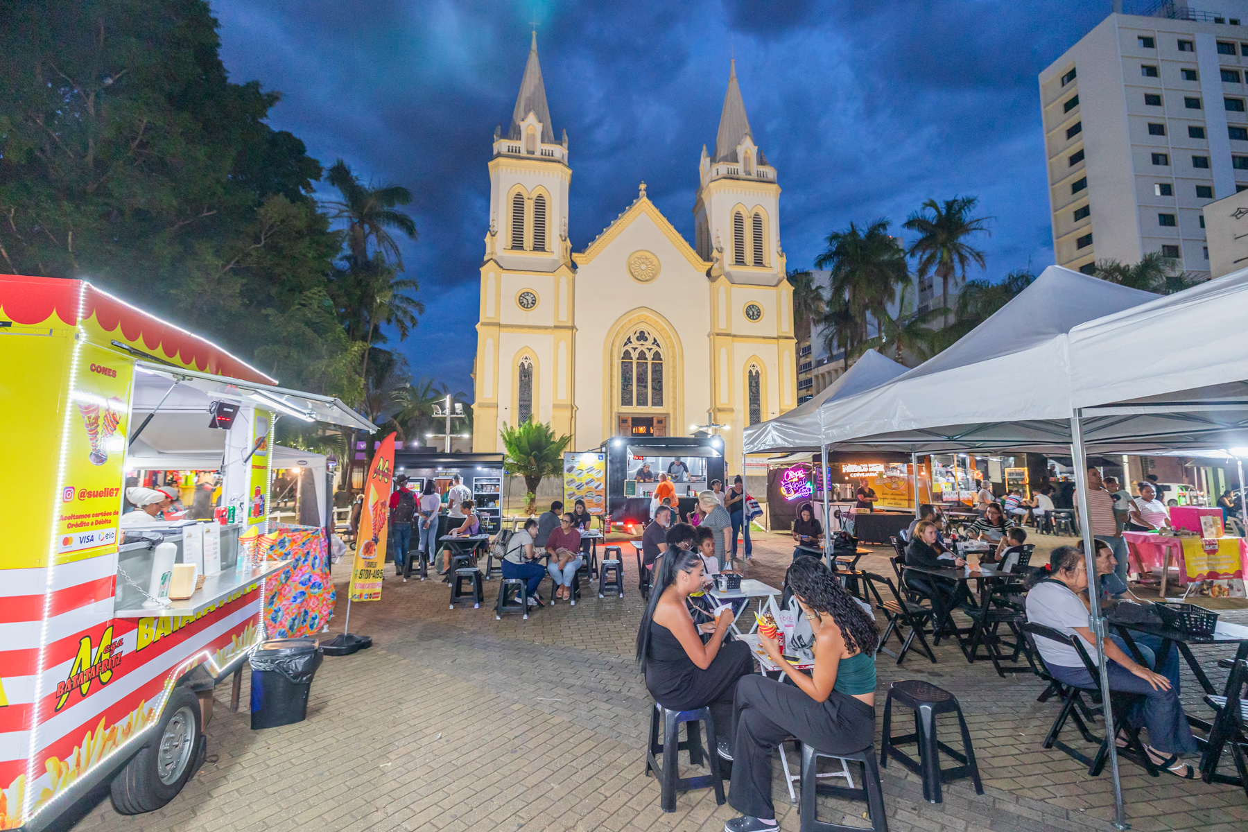 Sexta no Centro tem música e gastronomia no dia 11