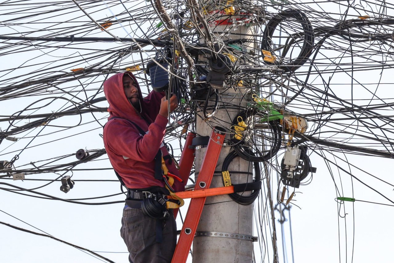 Reordenamento de cabos avança no Anhangabaú em Jundiaí