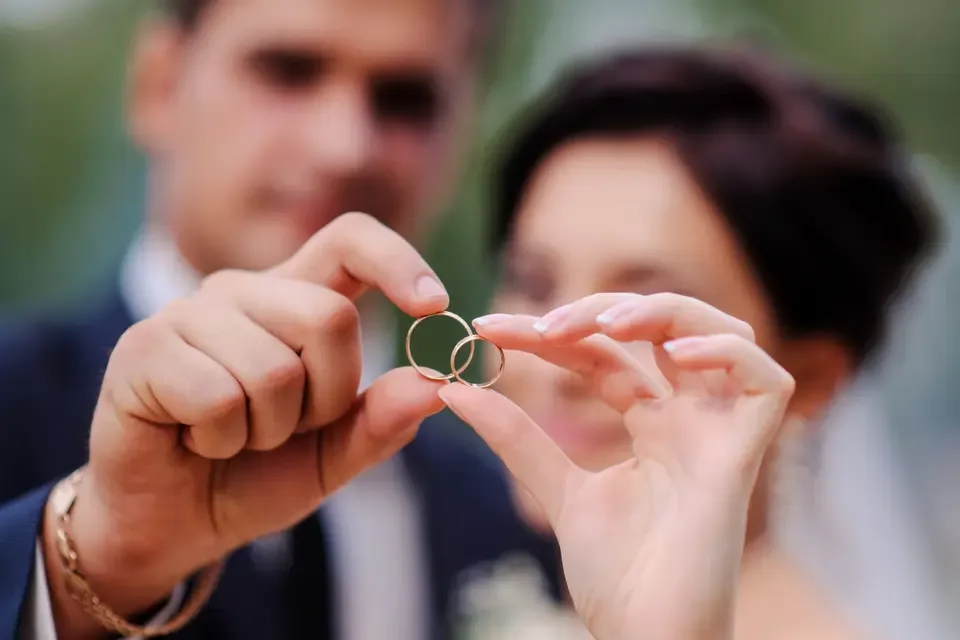 Casamento comunitário: inscrições abertas para cerimônia gratuita no Parque da Uva
