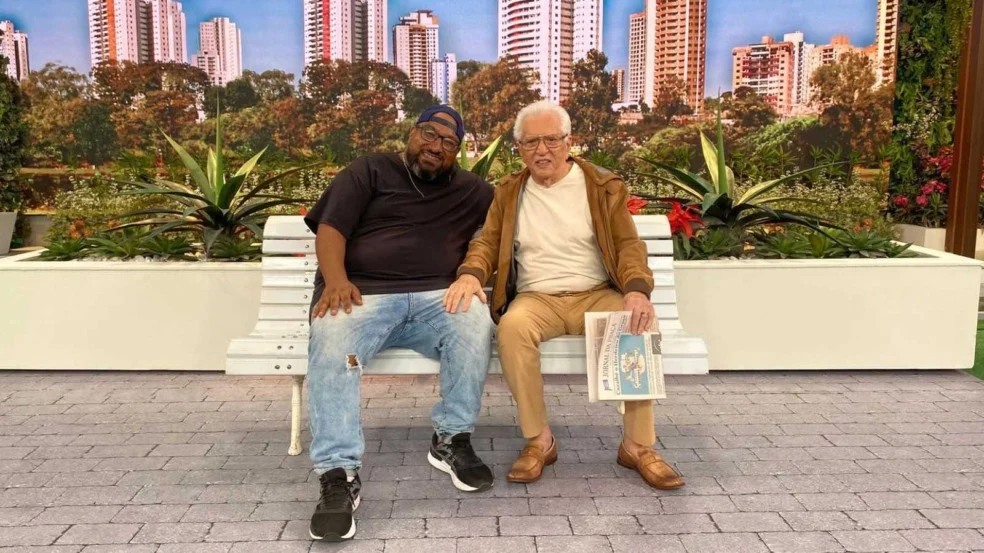 Comediante de Jundiaí estreia em A Praça é Nossa e leva o humor local para a TV aberta