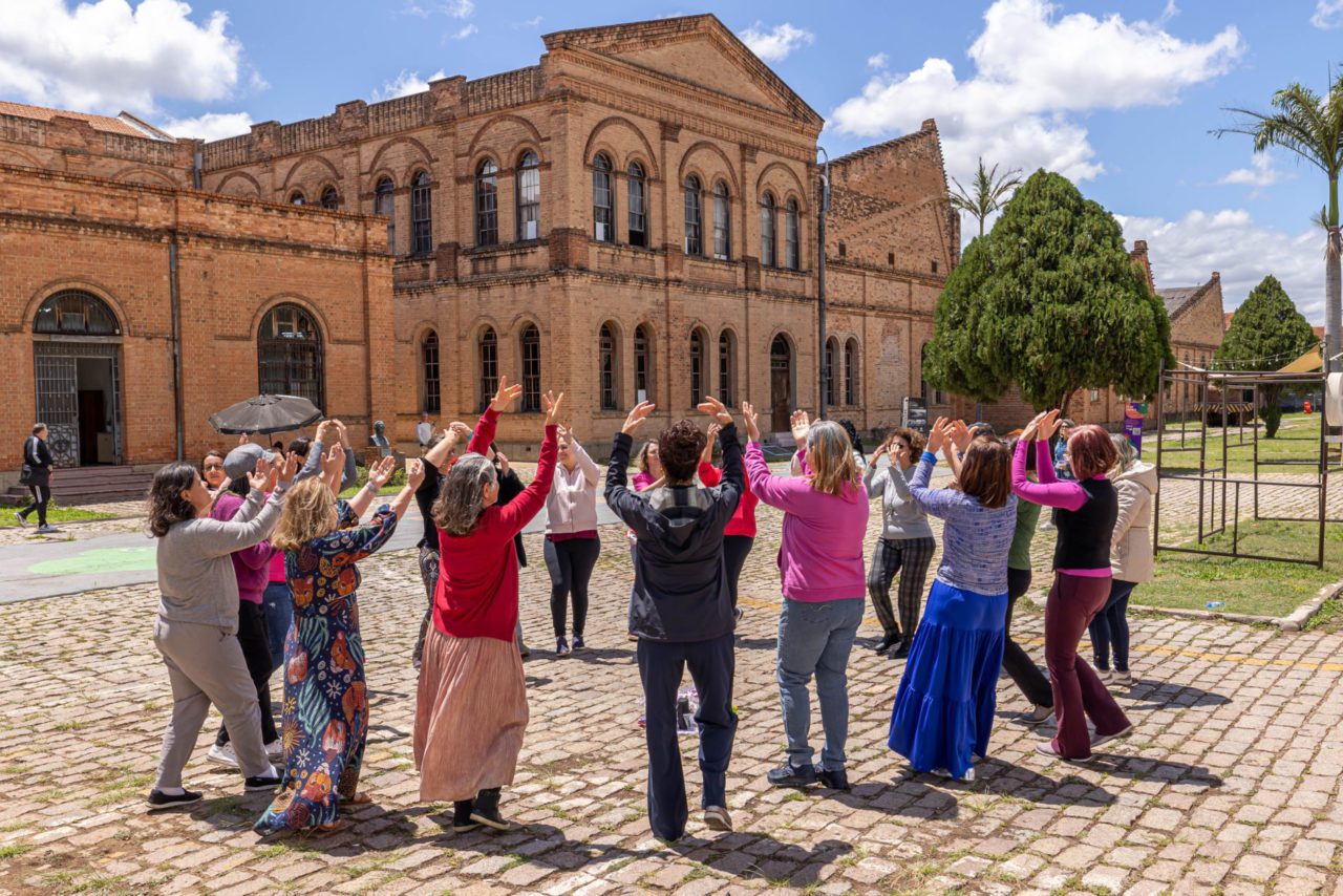 Outubro Rosa em Jundiaí destaca cuidado e prevenção