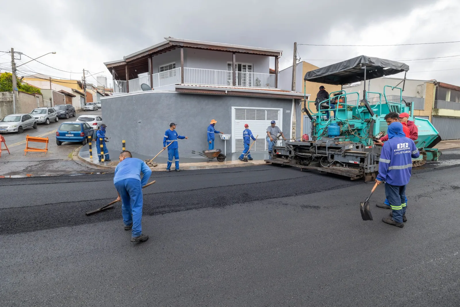 Rua Jair Peres recebe pavimentação na região Sul