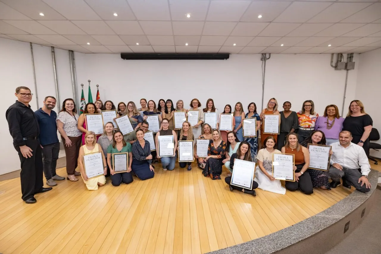 Jundiaí recebe prêmio por excelência educacional nas escolas públicas