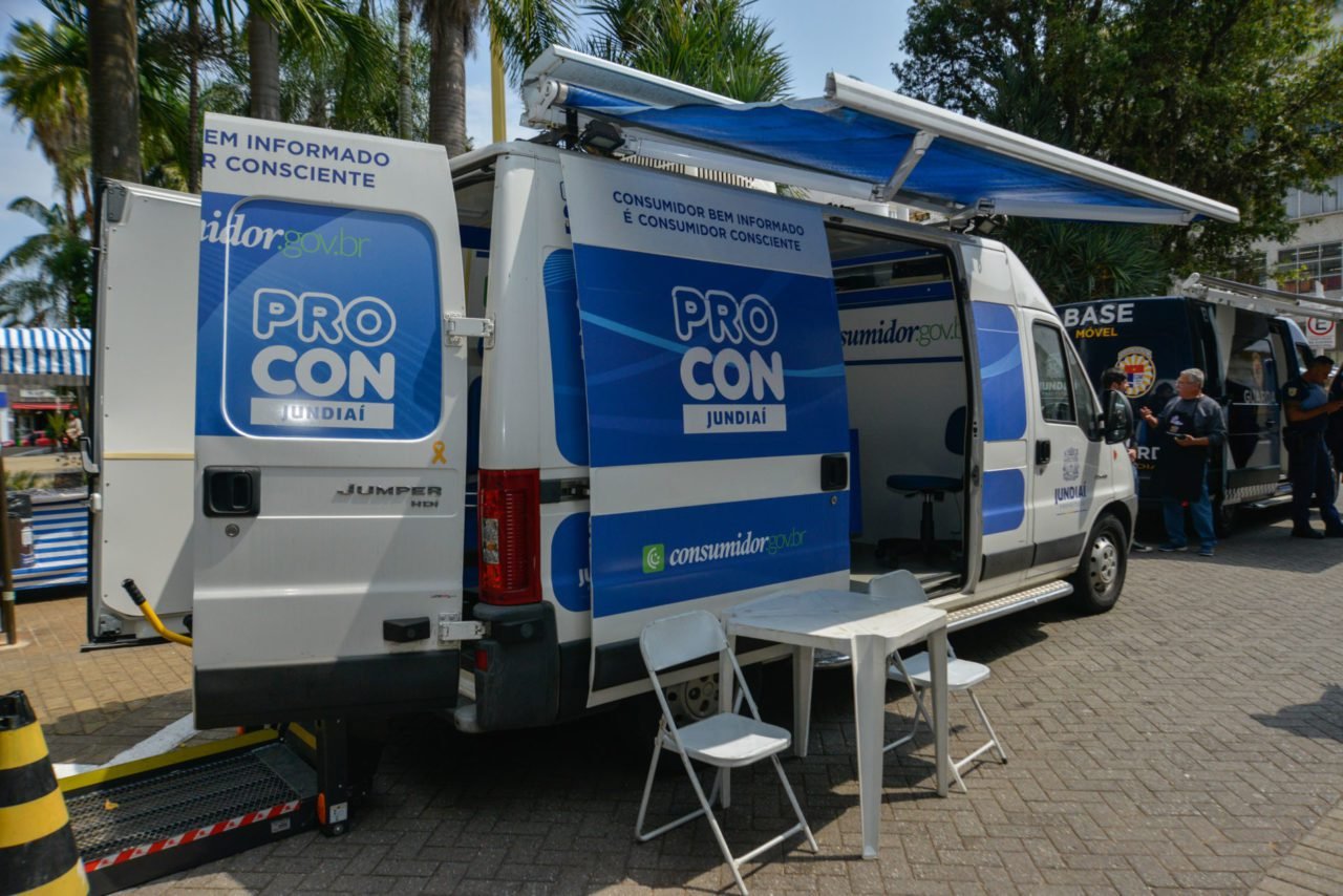 Procon Jundiaí realiza plantão especial para garantir compras seguras na Black Friday