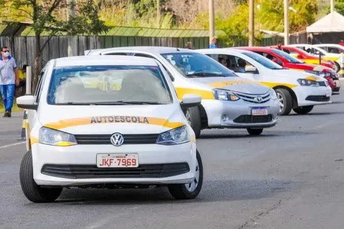 Baliza deixa de ser exigida na prova prática da CNH