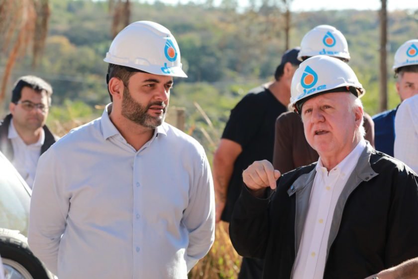 Prefeitura leva rede de esgoto ao Vale dos Cebrantes