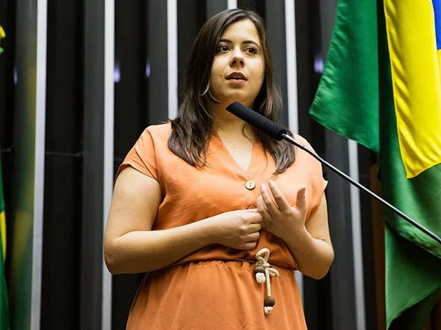 Violência institucional contra mulheres pode virar crime no Brasil